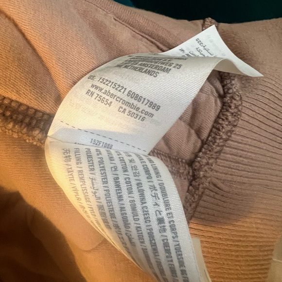 Abercrombie & Fitch Quilted Bomber Jacket - Picture 5 of 6